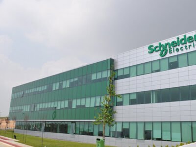 Schneider Electric Türkiye, Şarj İstasyonu Kurulumu İçin Fullcharger İle İş Birliği Anlaşması İmzaladı 8 Schneider Electric Turkiye Sarj Istasyonu Kurulumu Icin Fullcharger Ile Is Birligi Anlasmasi Imzaladi